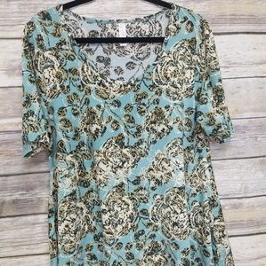LuLaRoe Perfect T Large